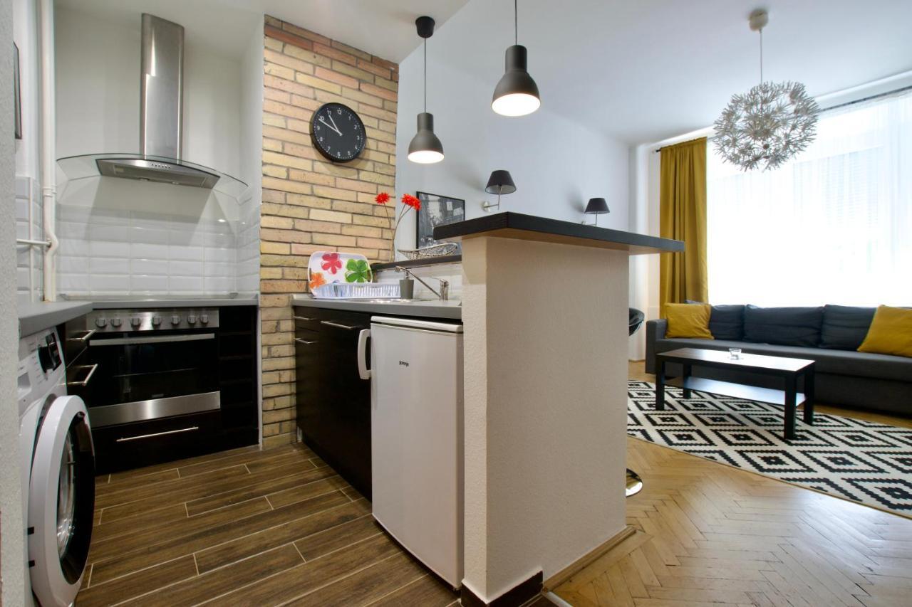 Standard Apartment By Hi5 - Center Of City Center Budapest Eksteriør bilde