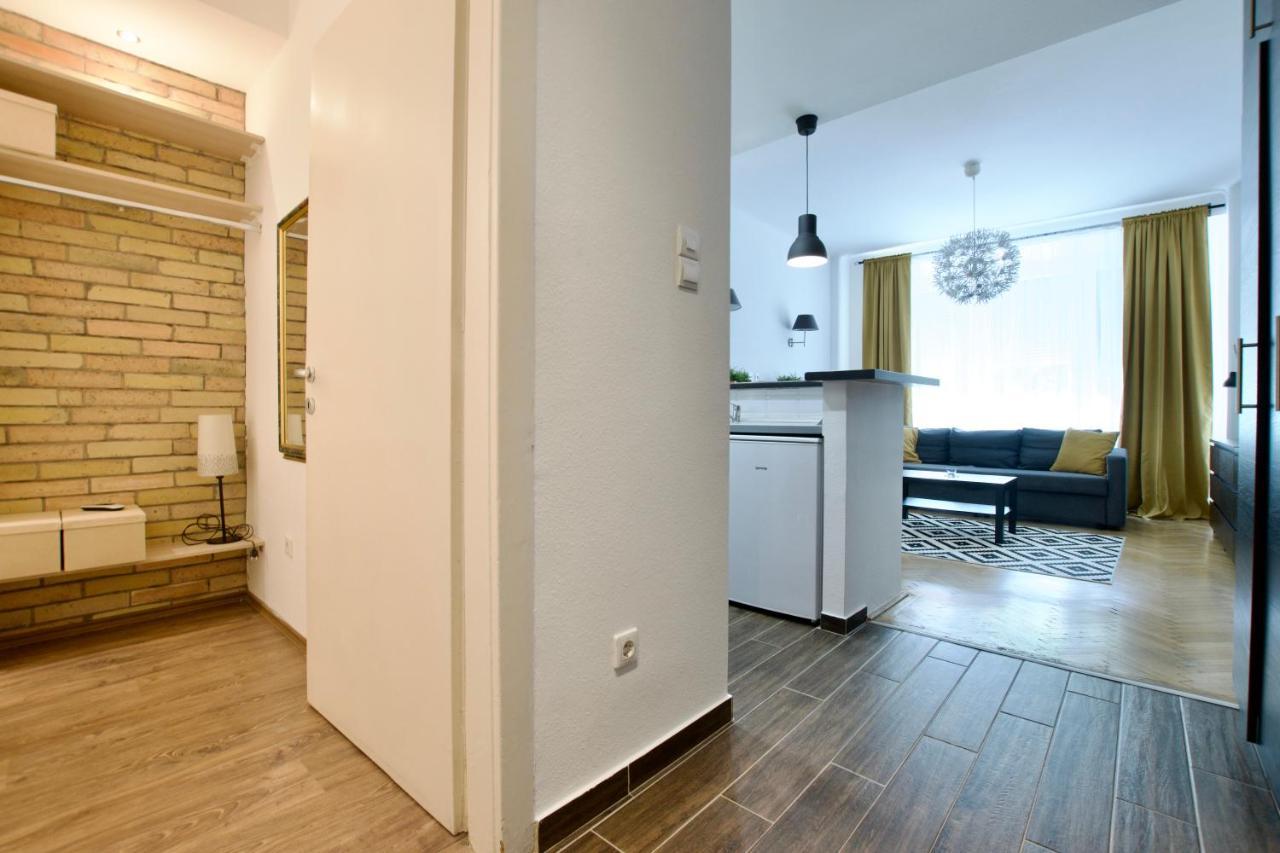 Standard Apartment By Hi5 - Center Of City Center Budapest Eksteriør bilde